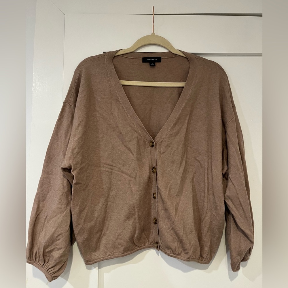 Cardigan with bubble hem and tortoiseshell buttons